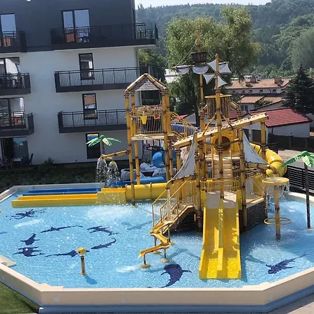 Apartament Z Basenem W Bel Mare, Blisko Morza, *